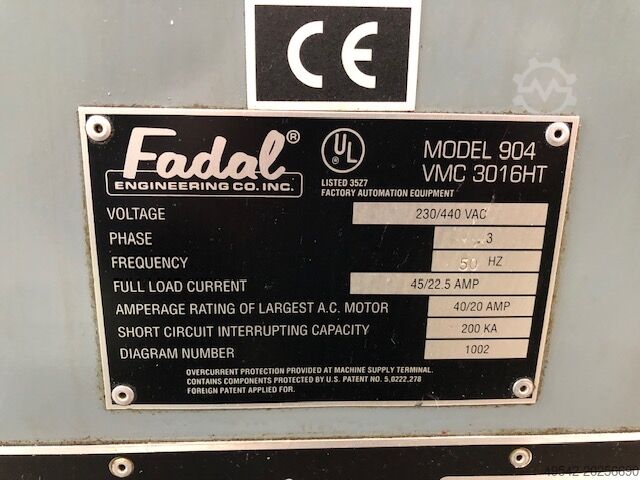 ศูนย์เครื่องจักรกลแนวตั้ง FADAL VMC 3016 HT