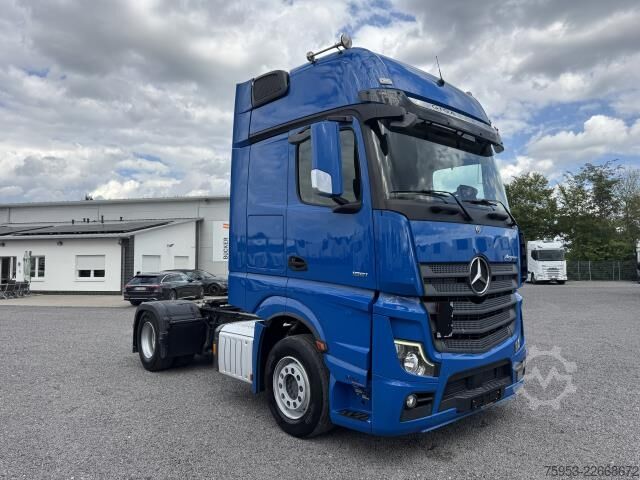 Standartinis vilkikas Mercedes-Benz 1851 LS Actros Gigaspace Retarder 2 x PTO