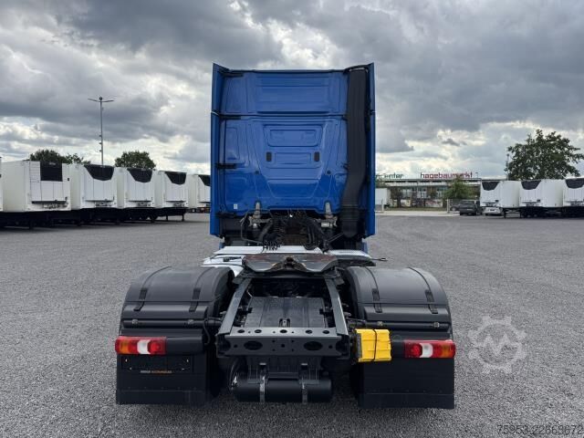 Standartinis vilkikas Mercedes-Benz 1851 LS Actros Gigaspace Retarder 2 x PTO