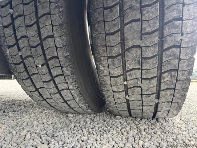 Standartinis vilkikas Mercedes-Benz 1851 LS Actros Gigaspace Retarder 2 x PTO