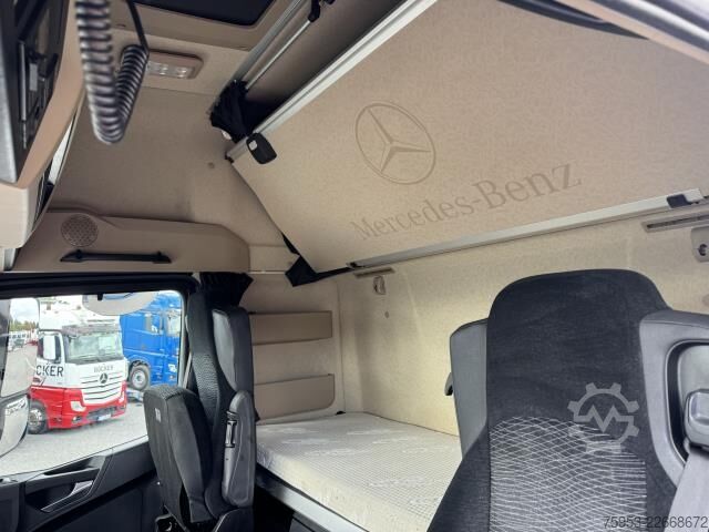 Standartinis vilkikas Mercedes-Benz 1851 LS Actros Gigaspace Retarder 2 x PTO