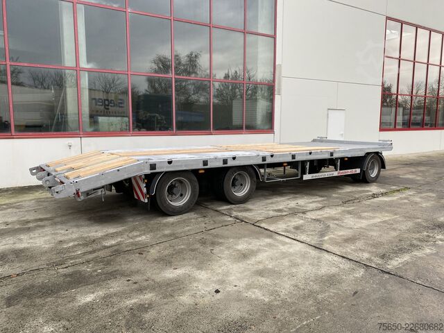 Низкорамный прицеп Möslein T 3-8,20 P OR  3 Achs Tieflader gerader Ladefläche 8,10 m,Neufahrzeug