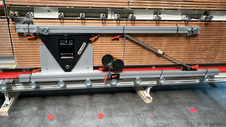 Angle cutting device Goniotron 