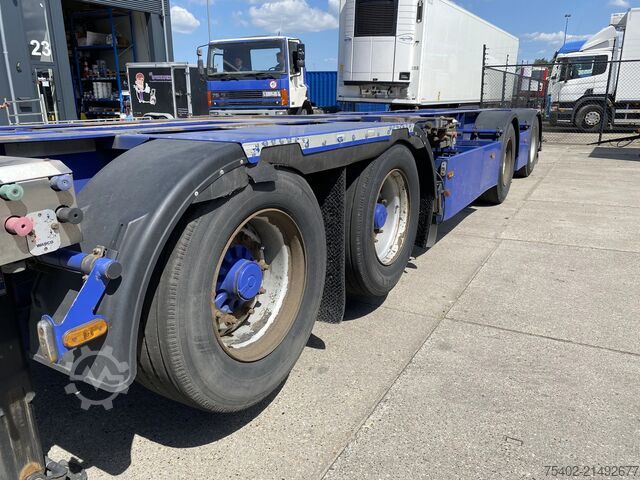 Transport kontenerowy Broshuis 2Connect 2AKCC / 4 Axles / 3x Steering Axle / 2...