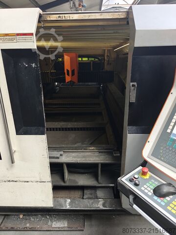 Laserleikkauskone Ermaksan Fibermak Momentum Gen-2