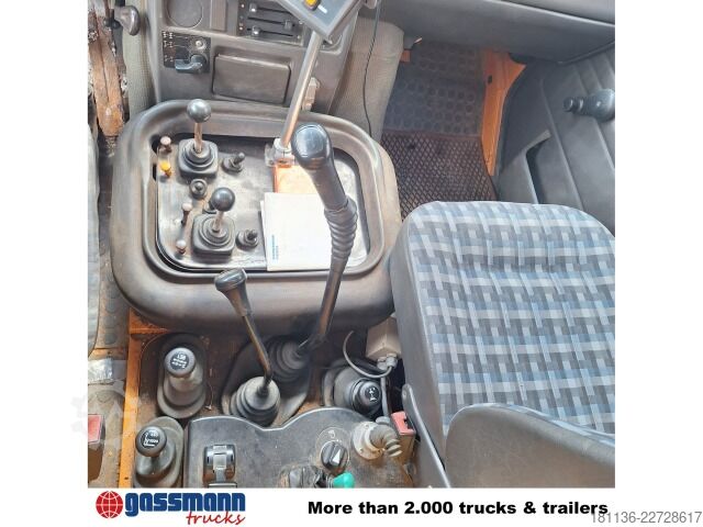Special purpose truck Unimog U 130 4x4, Kipper, Zapfwelle vorne+hinten,