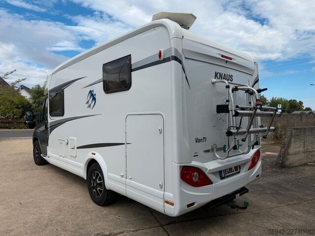 अर्ध-संयोजित कैम्पर KNAUS Van MEG 650 Platinum Selection MEG *Sol