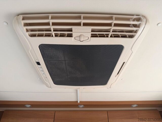अर्ध-संयोजित कैम्पर KNAUS Van MEG 650 Platinum Selection MEG *Sol