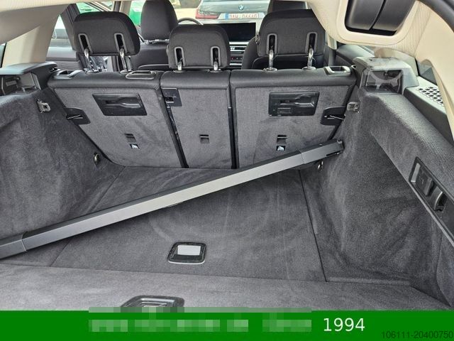 Microbuz BMW 320 d xDrive Navigation PDC