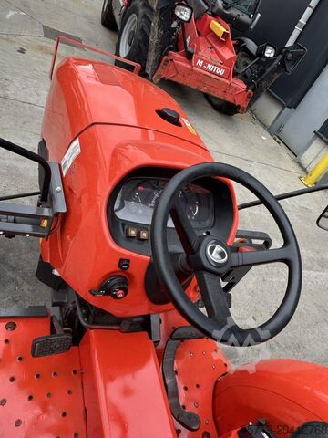 Компактний трактор Kubota L1-382 (7325)