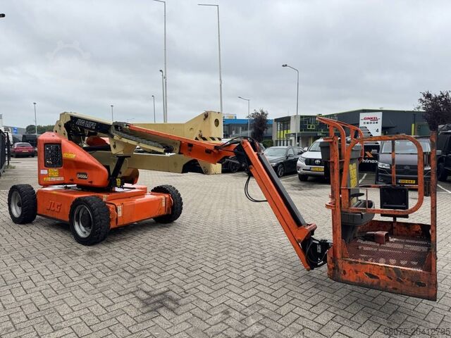 Kloubová teleskopická pracovní plošina JLG E 450 AJ