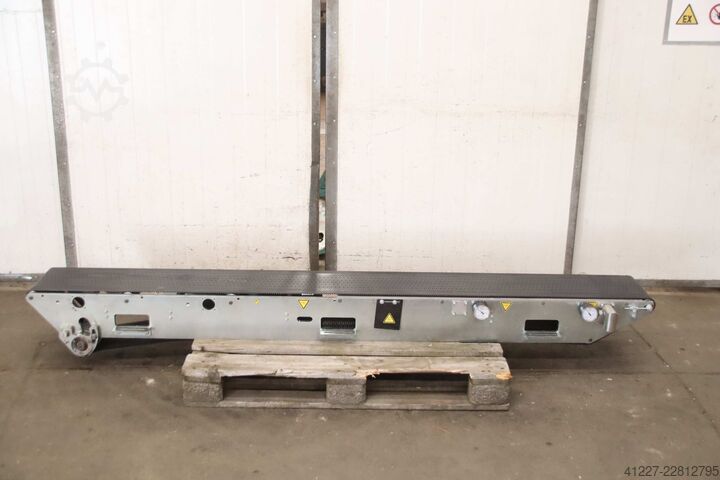 Conveyor belt with vacuum partial surface unbekannt 100 x 650 mm