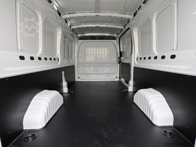 Βαν με ψηλή οροφή Maxus DELIVER 9