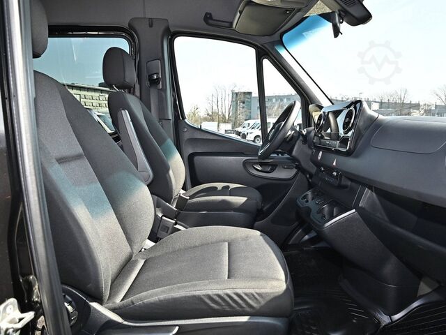 Kleinbus Mercedes-Benz Sprinter 317 CDI Tourer Lang (2-2-2-3) AHK 36