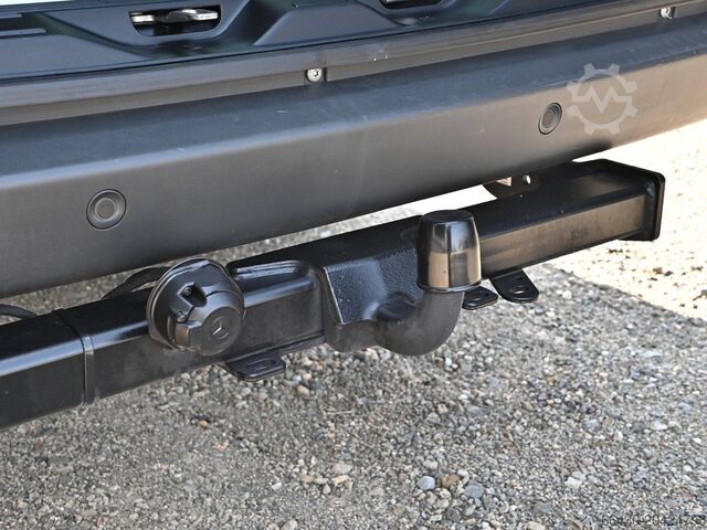 Kleinbus Mercedes-Benz Sprinter 317 CDI Tourer Lang (2-2-2-3) AHK 36