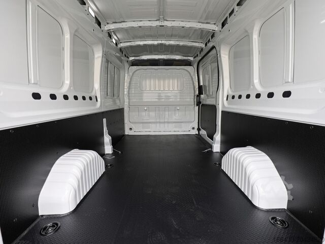 Κλειστό βαν Maxus DELIVER 9