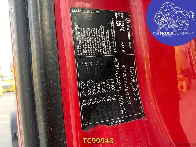 SZM standarde Mercedes-Benz Actros 1842