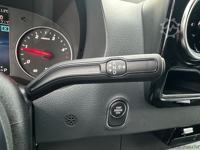 Komercijalno vozilo sa visokim krovom MERCEDES-BENZ Sprinter 319 CDI 4x4 Pro Automatik LED L2H2 AHK