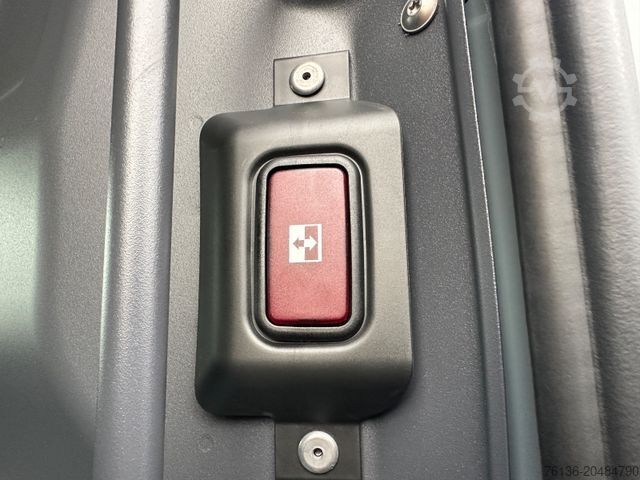 Komercijalno vozilo sa visokim krovom MERCEDES-BENZ Sprinter 319 CDI 4x4 Pro Automatik LED L2H2 AHK