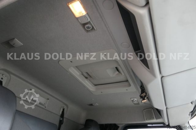 LKW mit Getränkeaufbau RENAULT D Wide 18.320 Getränkewagen LBW Euro 6