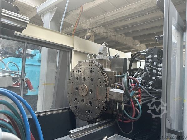 Spritzgießmaschine ENGEL Victory 330H/200V/140 combi Ecodrive
