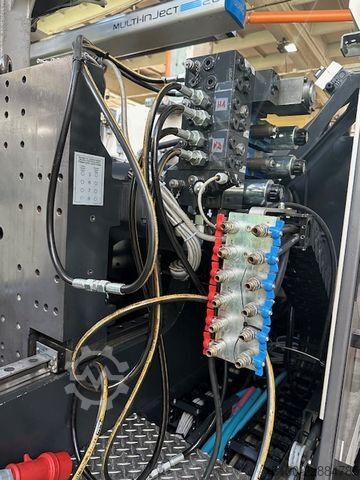 Spritzgießmaschine Engel Victory 330H/80V/160 combi Ecodrive