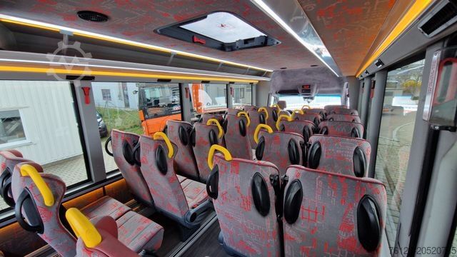 Minibus MERCEDES-BENZ 30 Sitzer Schulbus Transferbus 519 Stock