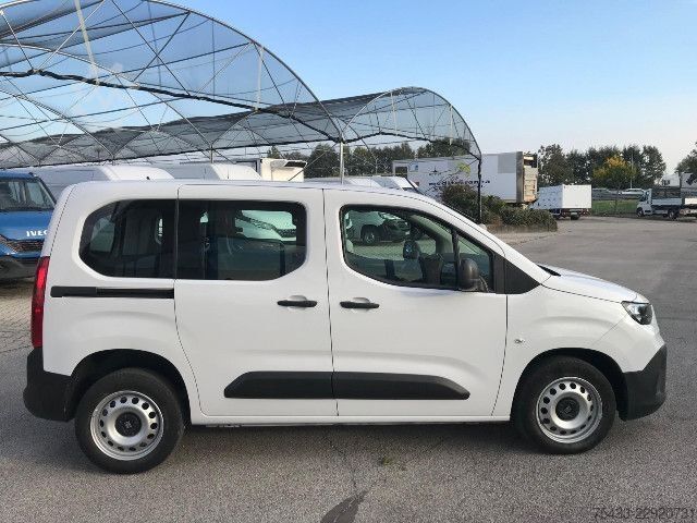 Panel kombi Fiat Doblo van d.cab XL 1.5 diesel 130cv
