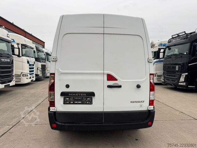 Skåpbil RENAULT MASTER 2,3 * PHARMA ZERTIFIKAT * KLIMA *