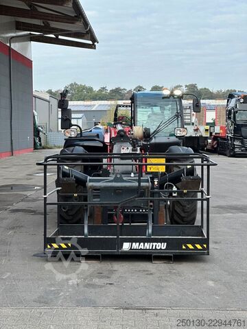 Cargadora de ruedas MANITOU MT 1335 HA Easy 75D Funk/ Korb/Schaufel/Gabel