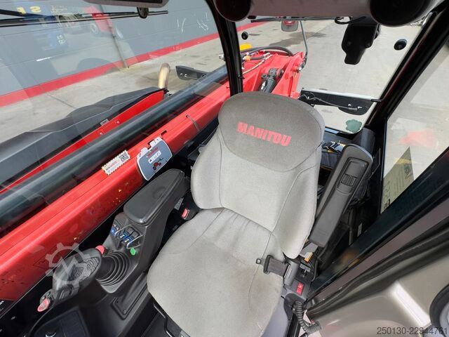 Cargadora de ruedas MANITOU MT 1335 HA Easy 75D Funk/ Korb/Schaufel/Gabel