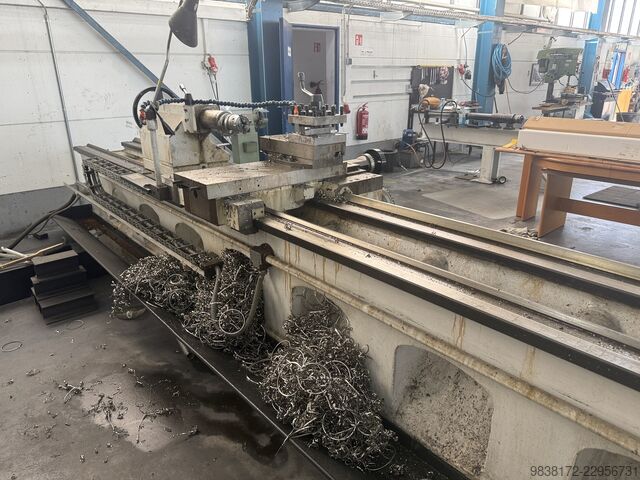 Univerzalni tokarski stroj DMTG DALIAN CW 6163 E