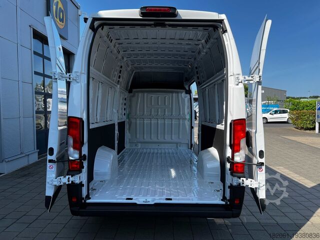 Furgoneta de caja alta FIAT Ducato Maxi 35 L4 H3 Kawa 140, RFK,260°Tr