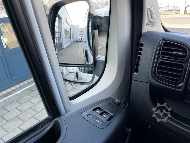 Furgoneta de caja alta FIAT Ducato Maxi 35 L4 H3 Kawa 140, RFK,260°Tr