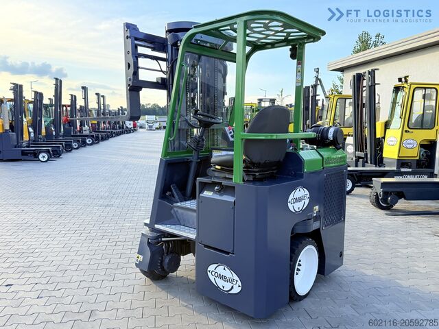 Stivuitor cu patru direcții Combilift C2500CB DIESEL TRIPLEX 5500 FREE LIFT