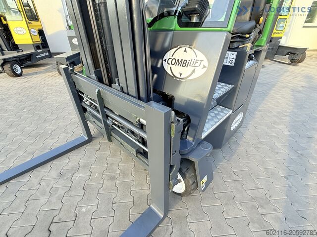 Stivuitor cu patru direcții Combilift C2500CB DIESEL TRIPLEX 5500 FREE LIFT