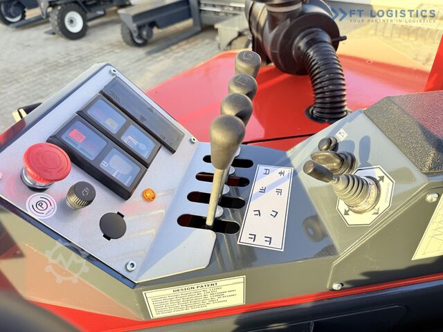 Stivuitor cu patru direcții Combilift C3000CB GAS TRIPLEX 4900 FREE-LIFT