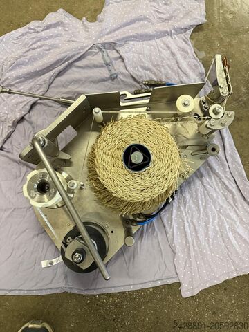 Klipsownica automatyczna podwójna Poly-Clip FCA 100