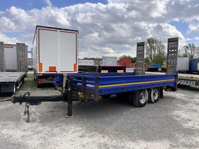 Alacsony rakodószintű pótkocsi Humbaur HBT10  Tandemtieflader