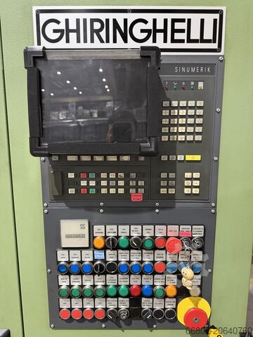 Máquina de retificação cilíndrica sem centro Ghiringhelli M100