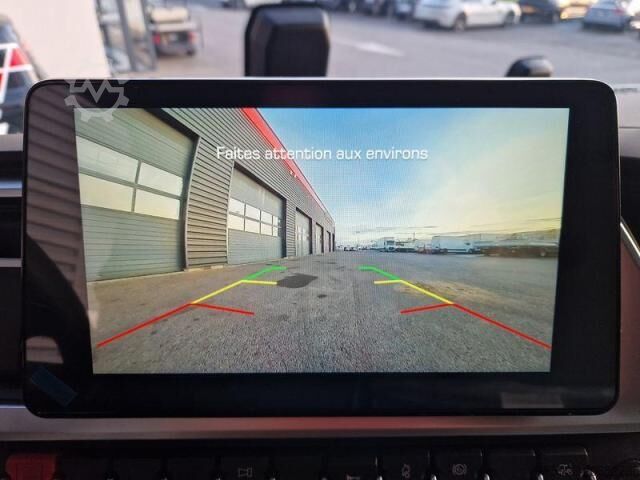 Nákladné vozidlo na nebezpečné materiály Iveco S-WAY 500 ADR