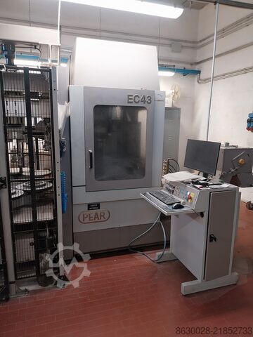 Univerzalni obradni centar PEAR EC43