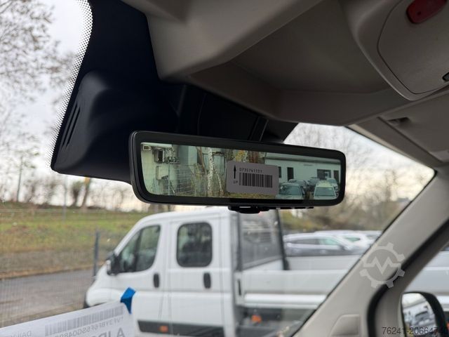 Kombi s visokim krovom PEUGEOT Boxer Kastenwagen 333 L2H2 BlueHDi 140