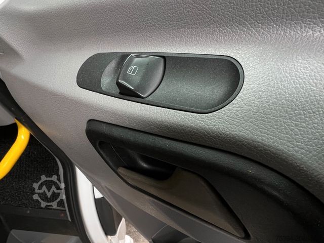 Minibuss MERCEDES-BENZ Sprinter 311 Cdi Automatik L2H2 9 Sitze Lift Ahk