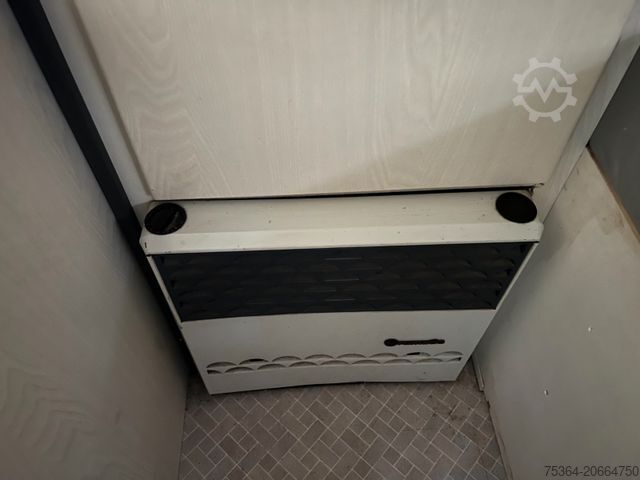 Kamp prikolica HOBBY 580 Wohnwagen Festbett + Rundsitzgruppe