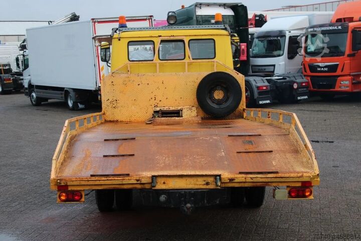 Transporteur de voitures Mercedes-Benz 508 MANUAL