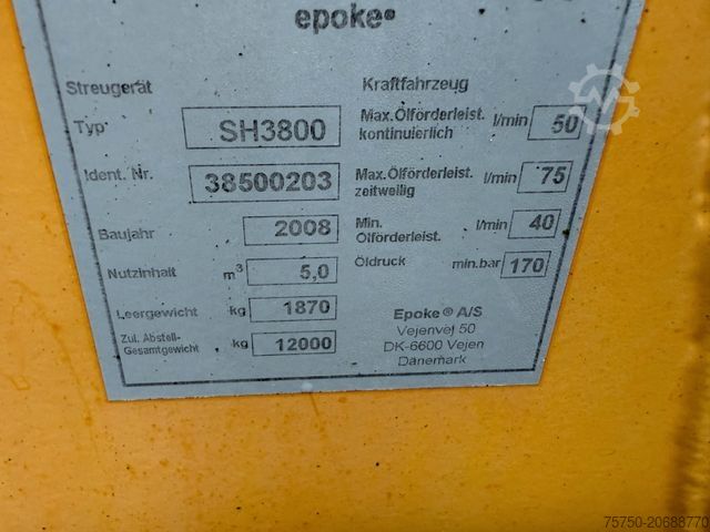 Roll-off tipper truck  2x Epoke Salzstreuer Winterdienst Bandstreuer