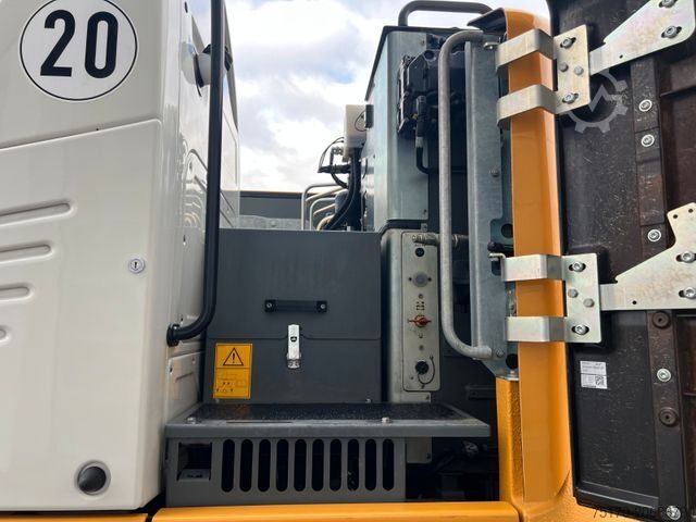 Колёсный экскаватор LIEBHERR A 910 C Litronic / 2.381h / SW33