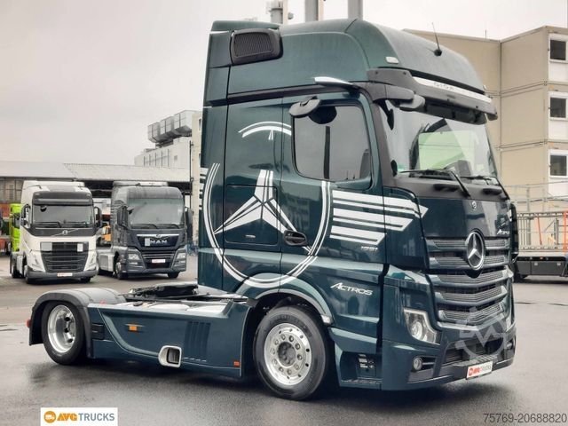 Volume tractor unit MERCEDES-BENZ 1851 LS ACTROS Giga Retarder Standklima Alu