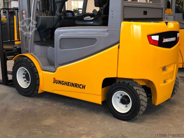 电动四轮 Jungheinrich EFG S30 - Service Neu - Batterie 85% - 7.500mm Hub